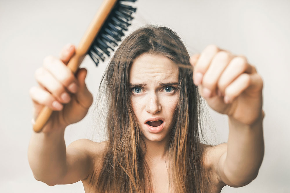 4 Effective Ways to Prevent Hair Loss