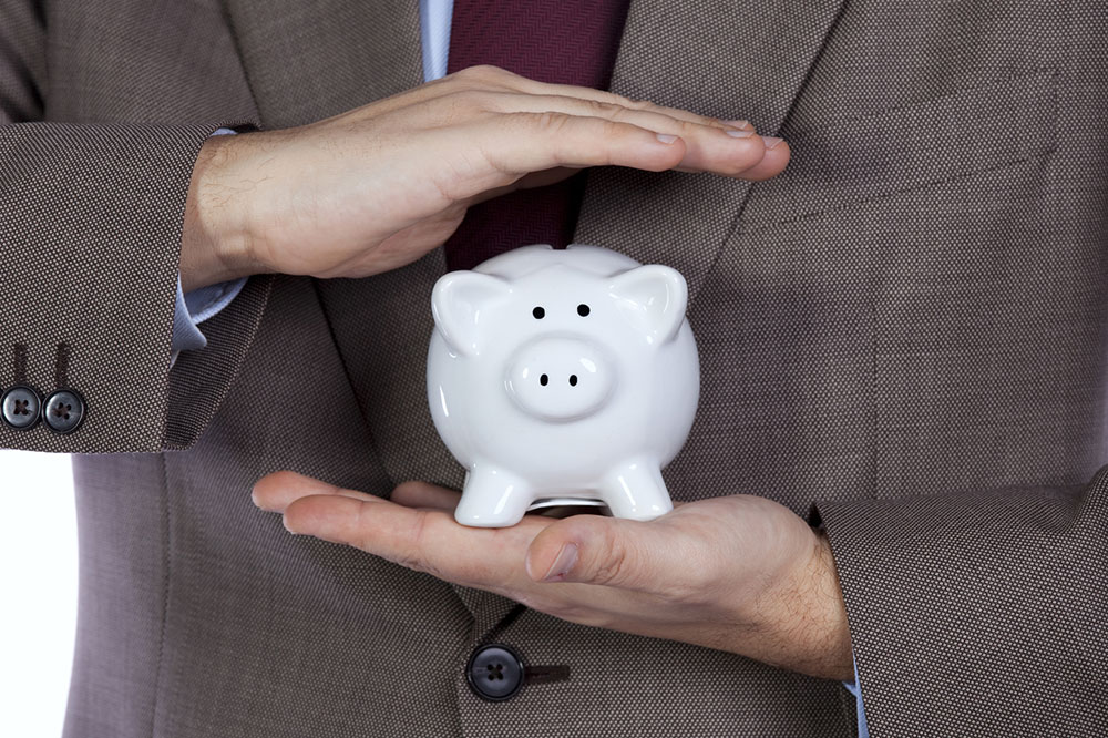 Top Pros and Cons of Opening a Savings Account